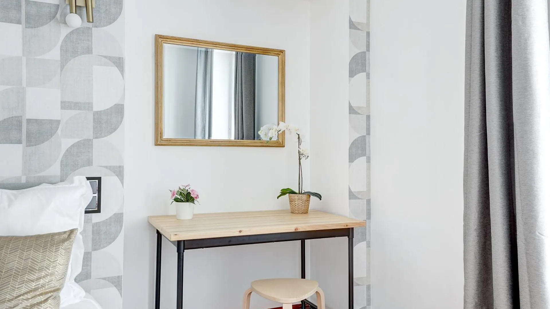 Apartment Suite Haussmannienne De Luxe Au Coeur De Paris 3Eme