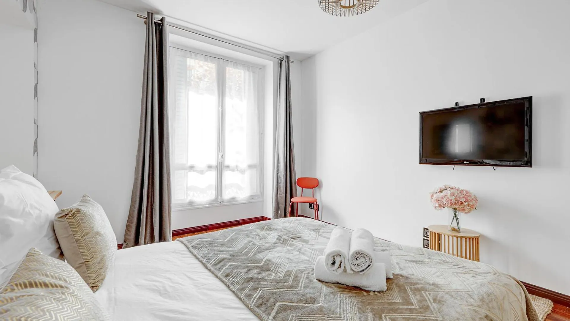 Suite Haussmannienne De Luxe Au Coeur De Paris 3Eme France